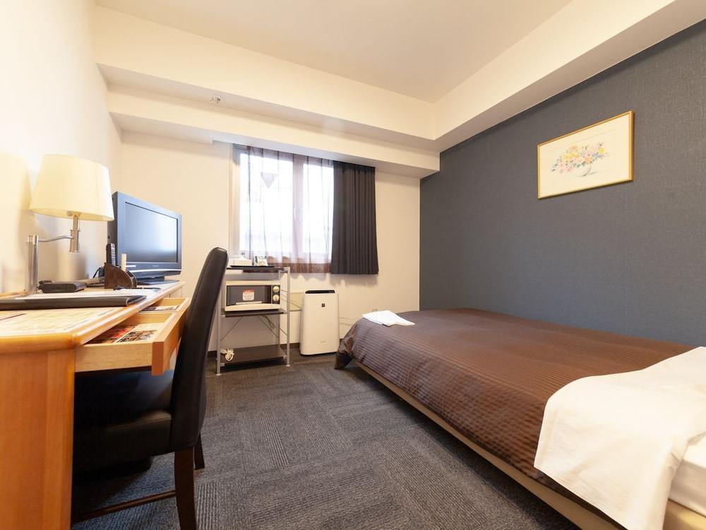 Hotel Livemax Budget Shinbashi Tokyo Exterior photo