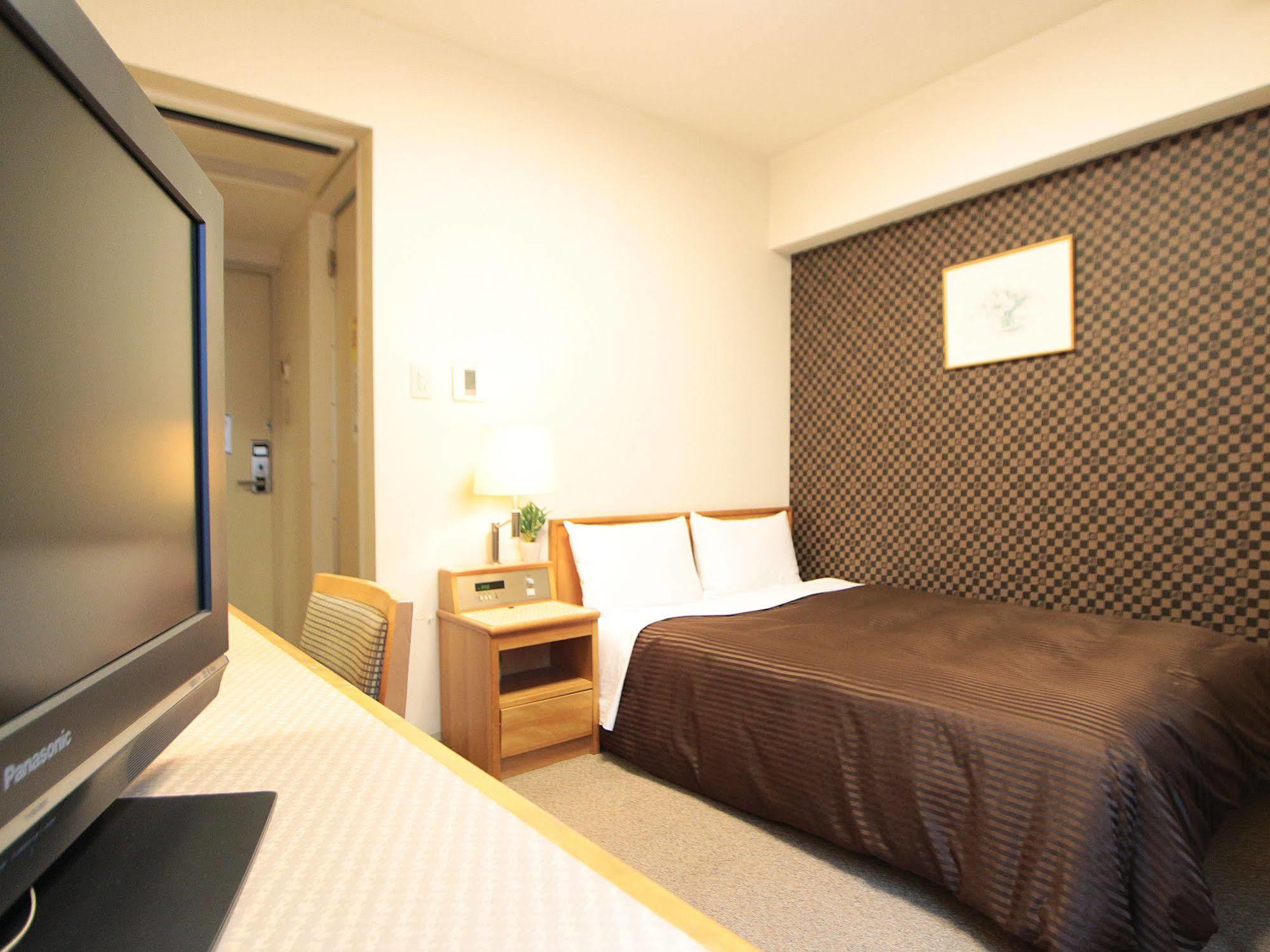 Hotel Livemax Budget Shinbashi Tokyo Exterior photo