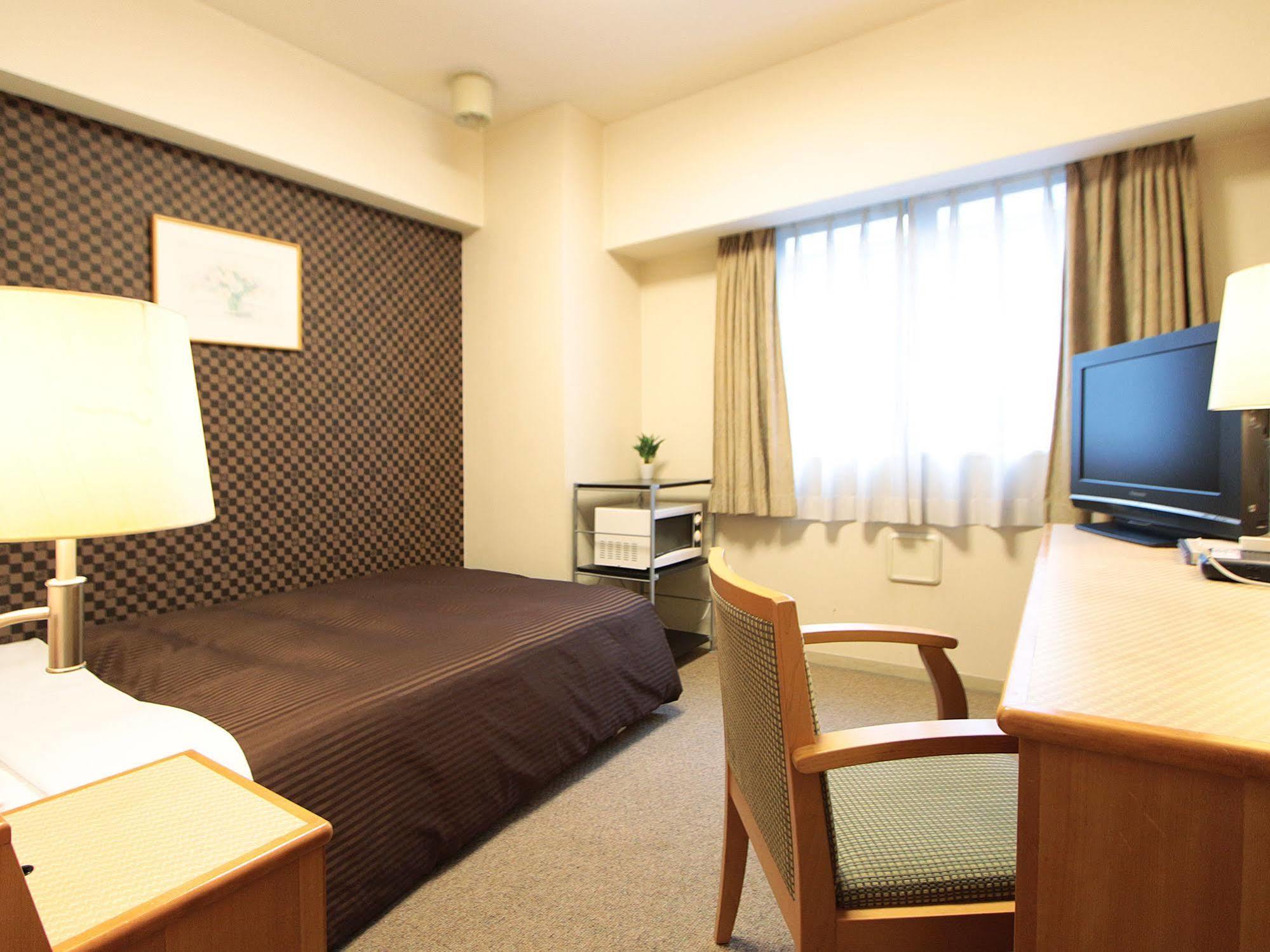 Hotel Livemax Budget Shinbashi Tokyo Exterior photo