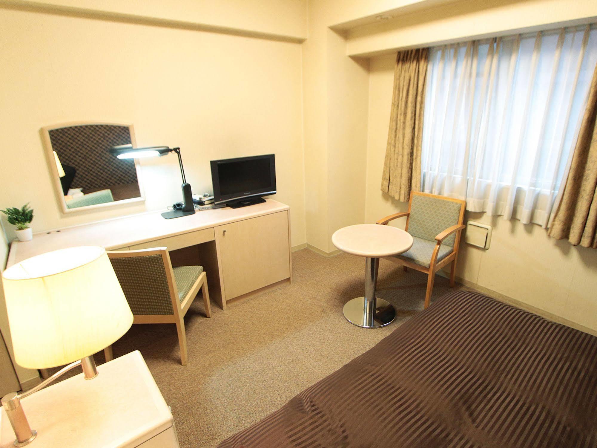 Hotel Livemax Budget Shinbashi Tokyo Exterior photo